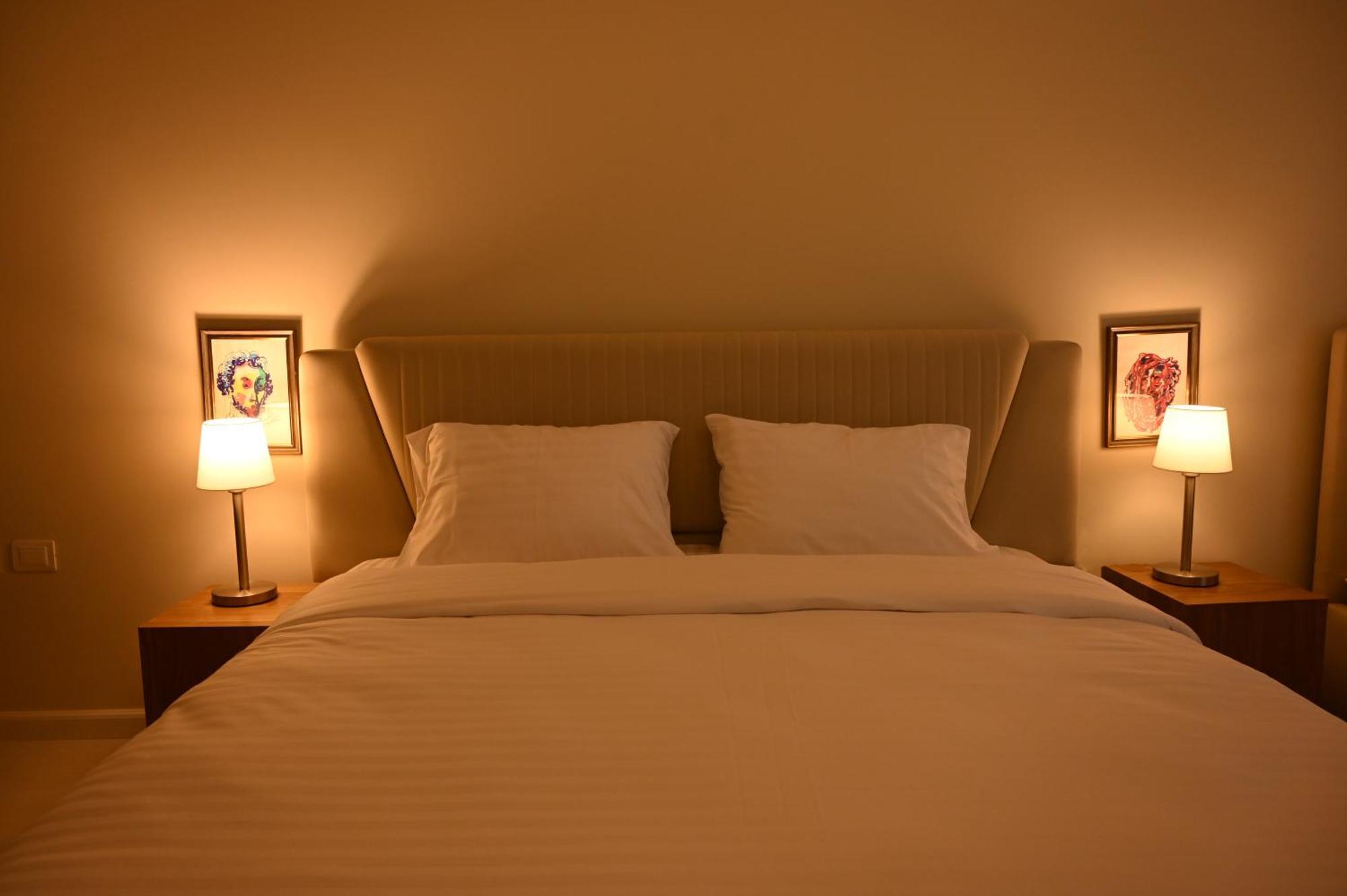 Niche Boutique Hotel Тирана Экстерьер фото
