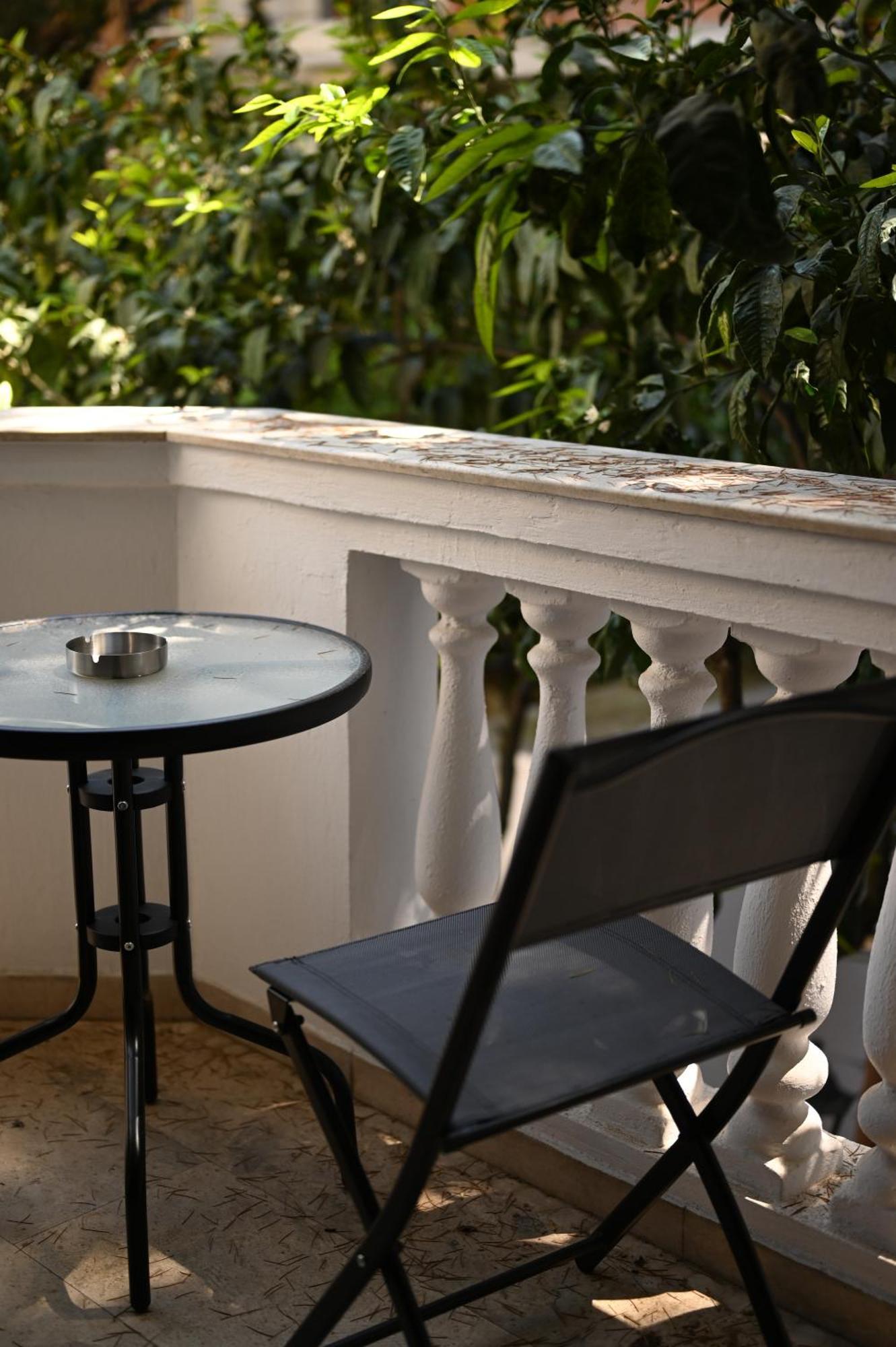 Niche Boutique Hotel Тирана Экстерьер фото
