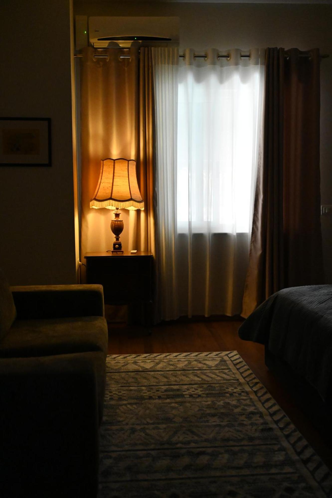 Niche Boutique Hotel Тирана Экстерьер фото