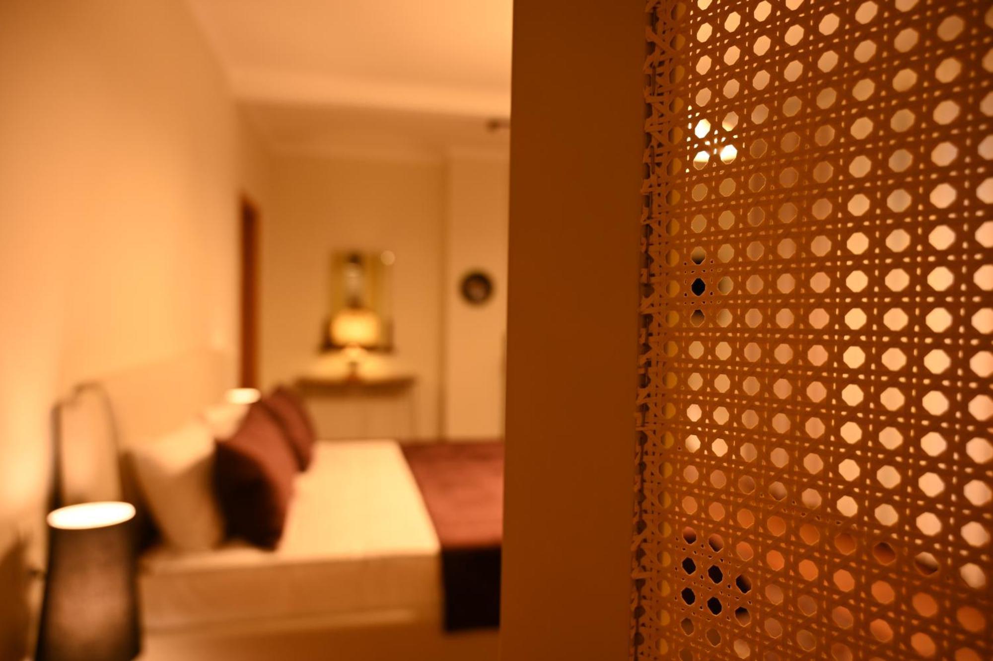 Niche Boutique Hotel Тирана Экстерьер фото